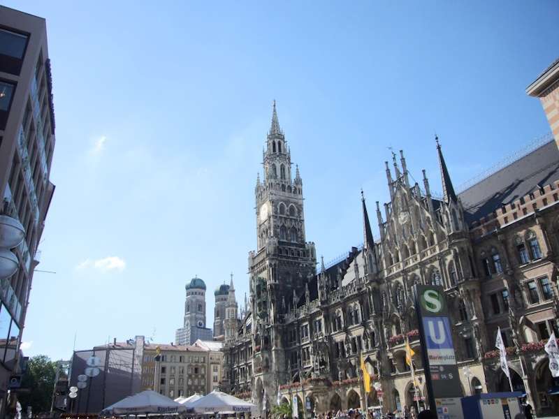 Büro in München 9.500 € 360 m² zimmer