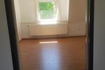 Dachgeschoßwohnung Eschershausen - 2.5 Zimmer, 90 m&sup2;, 500&euro; | Angebot:26690145
