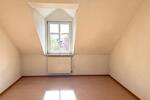 Dachgeschoßwohnung Dessau-Roßlau Brambach - 3 Zimmer, 79 m&sup2;, 510&euro; | Angebot:23573300
