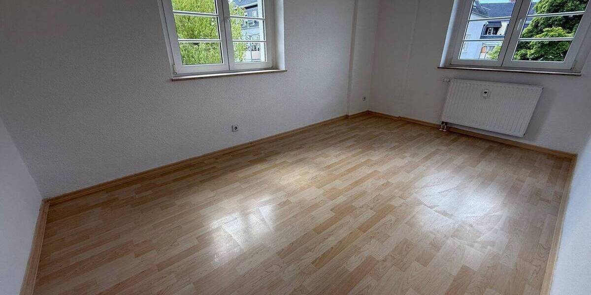 Etagenwohnung Chemnitz Gablenz - 2 Zimmer, 49 m&sup2;, 305&euro; | Angebot:26763886
