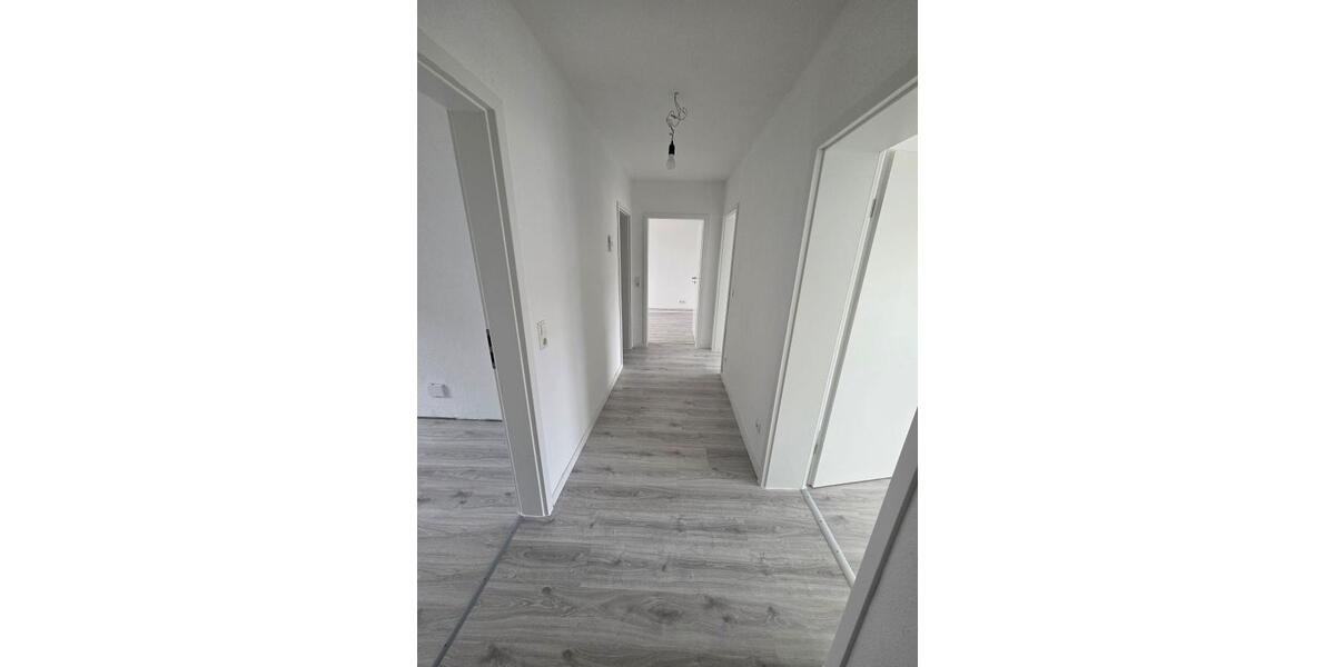 Lichtdurchflutete 3-Zimmer-Wohnung mit 2 Balkonen in Wolfenbüttel Linden - frisch saniert! 2 zimmer