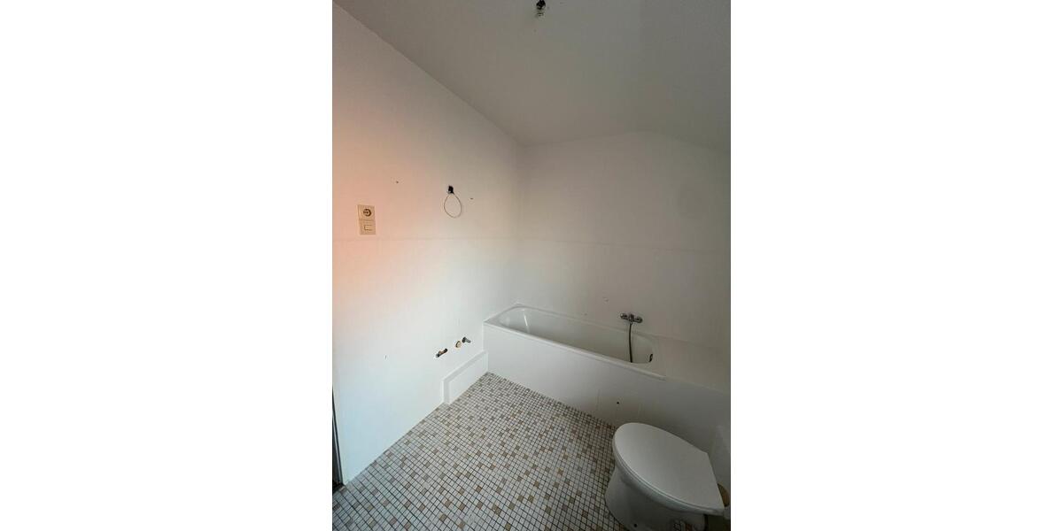 Etagenwohnung Erfde - 2 Zimmer, 90 m&sup2;, 650&euro; | Angebot:26395592