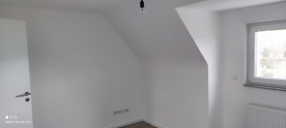 Dachgeschoßwohnung Halver - 1 Zimmer, 54 m&sup2;, 510&euro; | Angebot:26623795