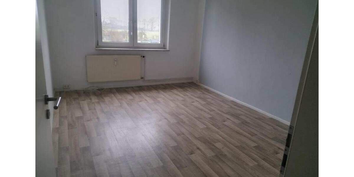 Etagenwohnung Perleberg - 4 Zimmer, 72 m&sup2;, 420&euro; | Angebot:24490952