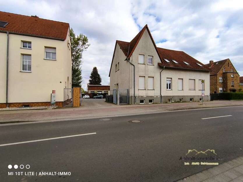 Wohnung zum Mieten in Raguhn 300 € 55 m²
