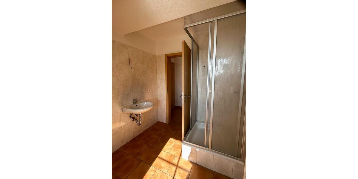 Dachgeschoßwohnung Eisenhüttenstadt - 1 Zimmer, 36 m&sup2;, 350&euro; | Angebot:26403890