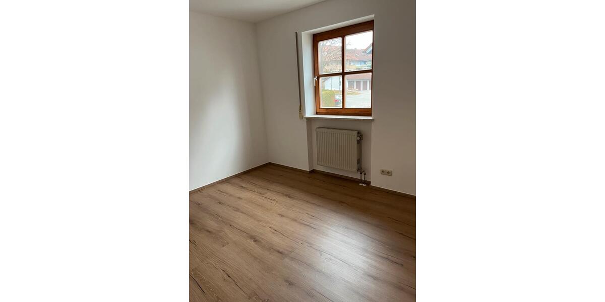 Doppelhaushälfte Bad Birnbach Asenham - 5 Zimmer, 140 m&sup2;, 1.150&euro; | Angebot:26584368