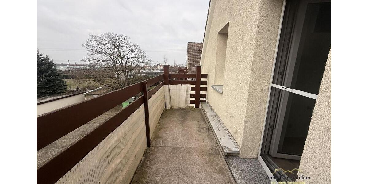 Dachgeschoßwohnung Bitterfeld-Wolfen Bitterfeld - 3 Zimmer, 85 m&sup2;, 645&euro; | Angebot:23744522