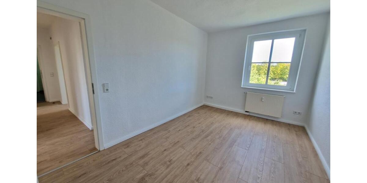 Etagenwohnung Magdeburg Brückfeld - 7 Zimmer, 129 m&sup2;, 889&euro; | Angebot:26660659