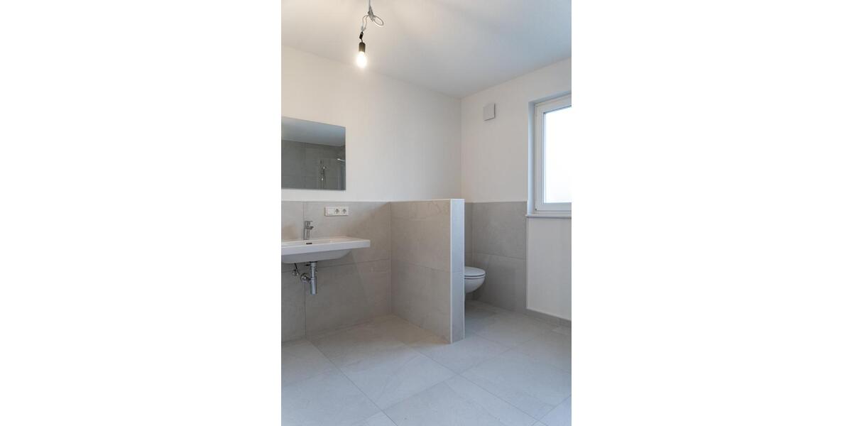 Erdgeschoßwohnung Bad Hersfeld - 3 Zimmer, 1.195 m&sup2;, 1.195&euro; | Angebot:25349971