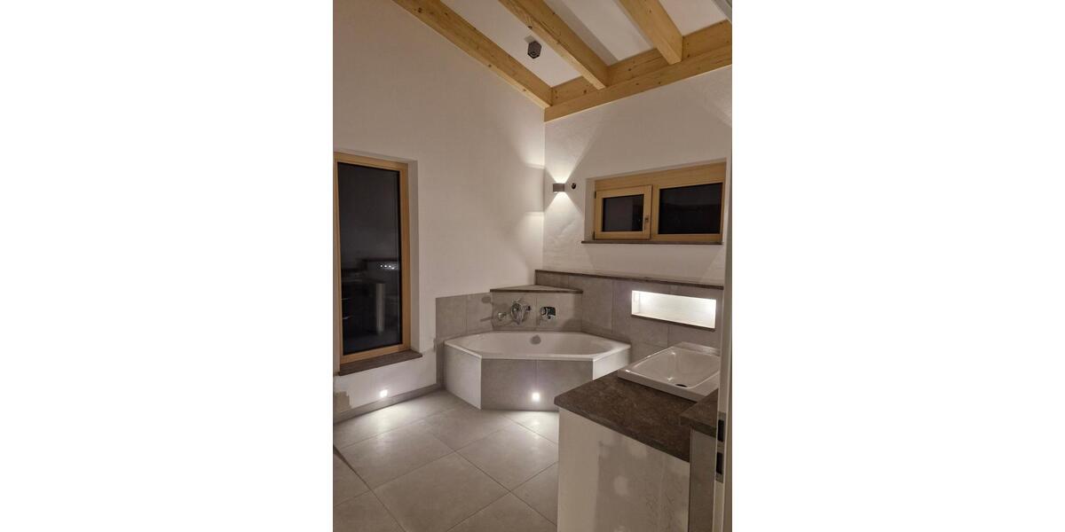 Doppelhaushälfte barrierearm zur Miete–Erstbezug, hoher Standard 4 zimmer