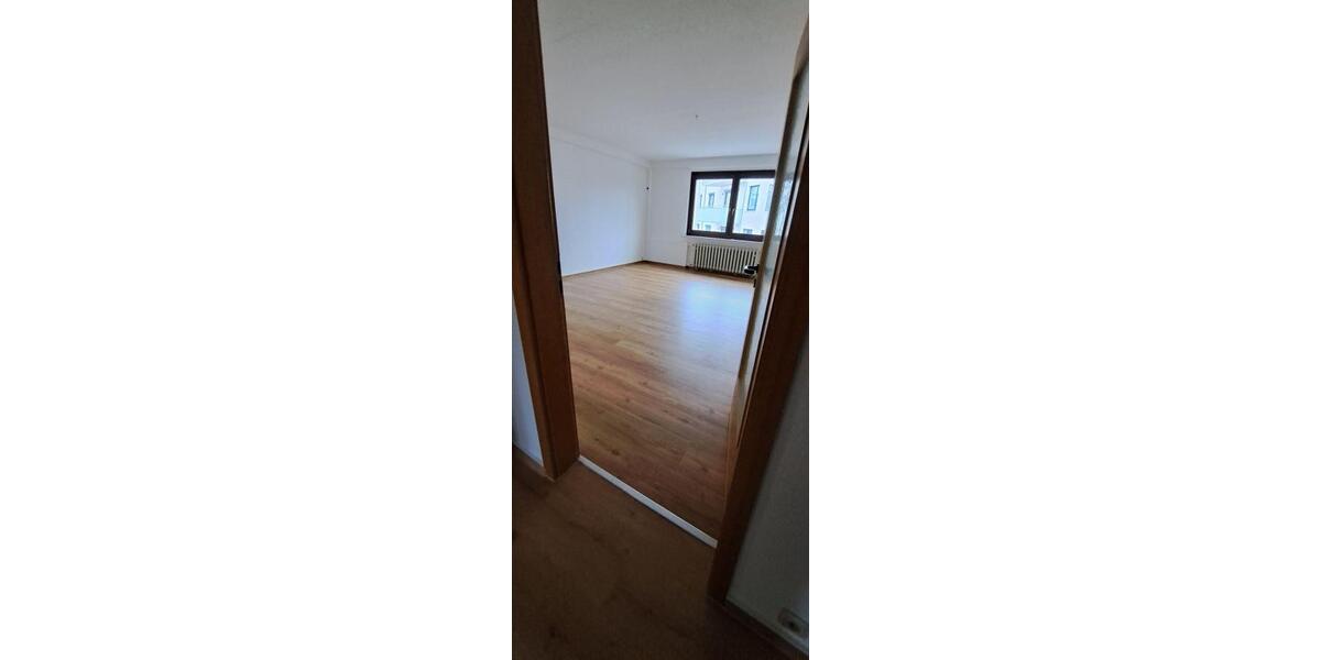 frisch renovierte 3-Zimmer Wohnung ab sofort verfügbar - 3- Neubrandenburg Katharinenviertel | Angebot:24862188