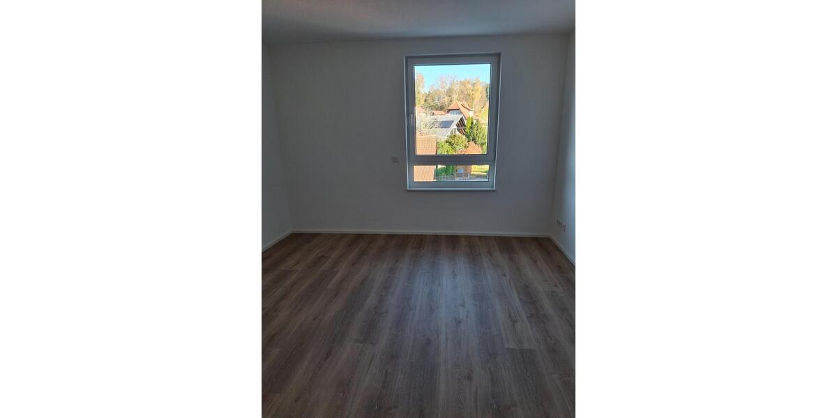 Etagenwohnung Waldachtal - 3 Zimmer, 80 m&sup2;, 790&euro; | Angebot:24740162