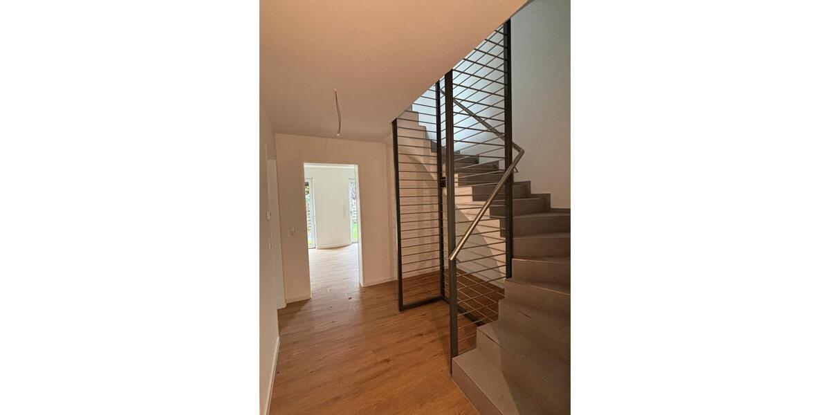 Doppelhaushälfte Stadthagen - 5 Zimmer, 148 m&sup2;, 1.400&euro; | Angebot:25839072