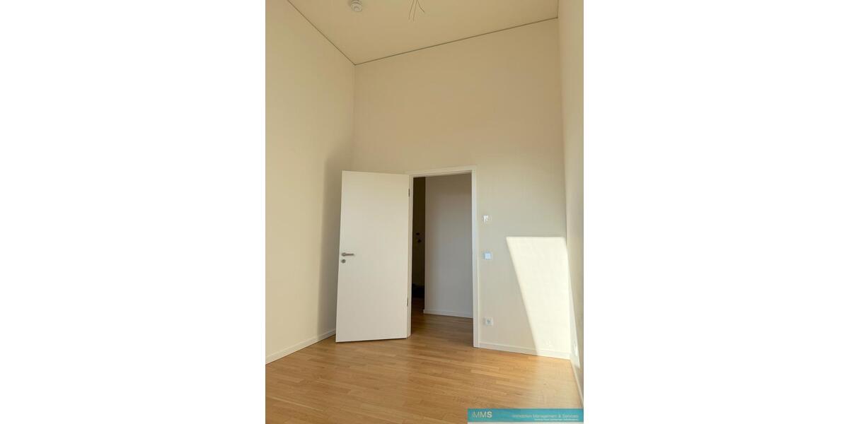 Dachgeschoßwohnung Berlin Treptow-Köpenick - 4 Zimmer, 123 m&sup2;, 2.300&euro; | Angebot:25418974