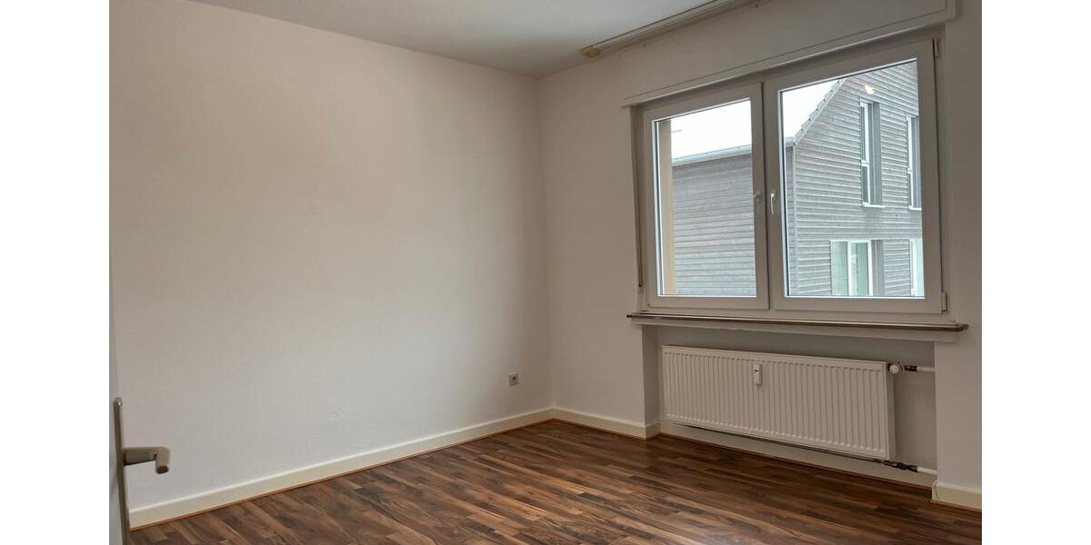 Etagenwohnung Gütersloh - 3 Zimmer, 73 m&sup2;, 690&euro; | Angebot:25217902