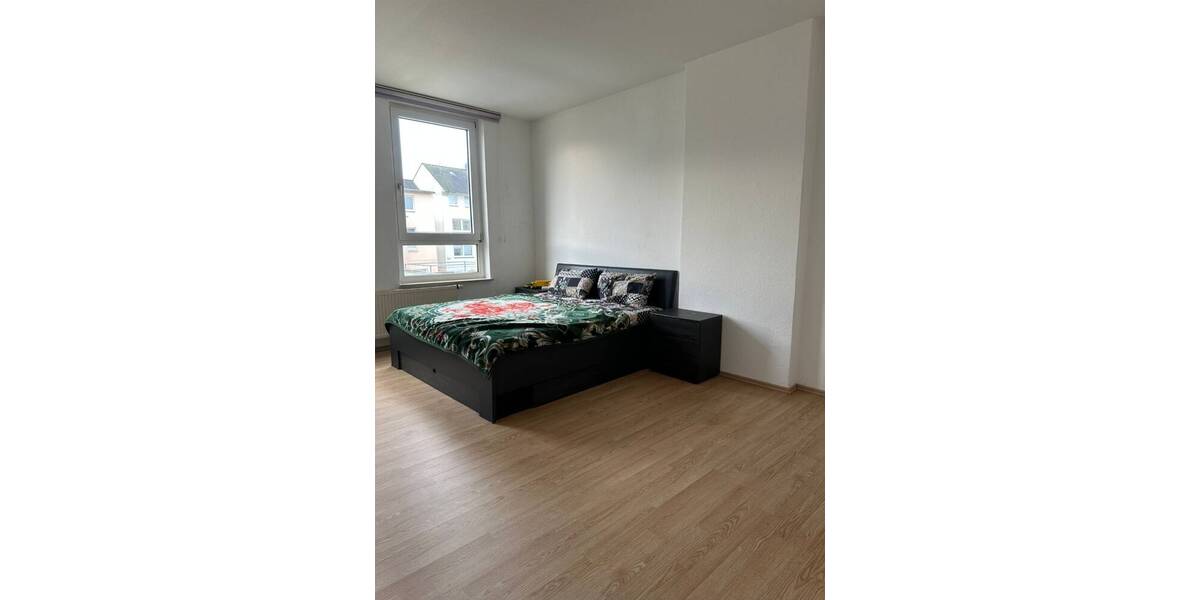 Zimmer Wilhelmshaven Innenstadt - 5 Zimmer, 120 m&sup2;, 700&euro; | Angebot:25696213