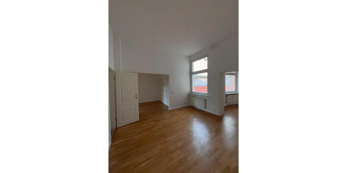 Etagenwohnung Potsdam - 3 Zimmer, 74 m&sup2;, 1.500&euro; | Angebot:22000977