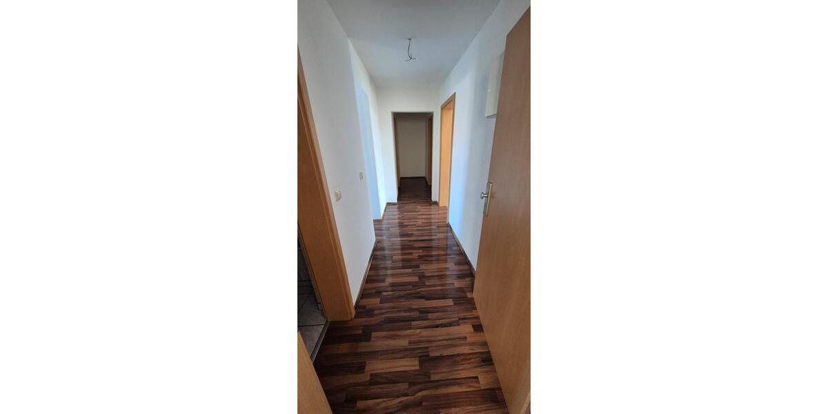 Erdgeschoßwohnung Gotha - 4 Zimmer, 67 m&sup2;, 480&euro; | Angebot:25975035