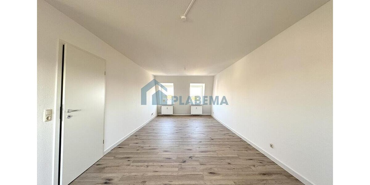 Dachgeschoßwohnung Schwerin Altstadt - 2 Zimmer, 60 m&sup2;, 870&euro; | Angebot:26562926