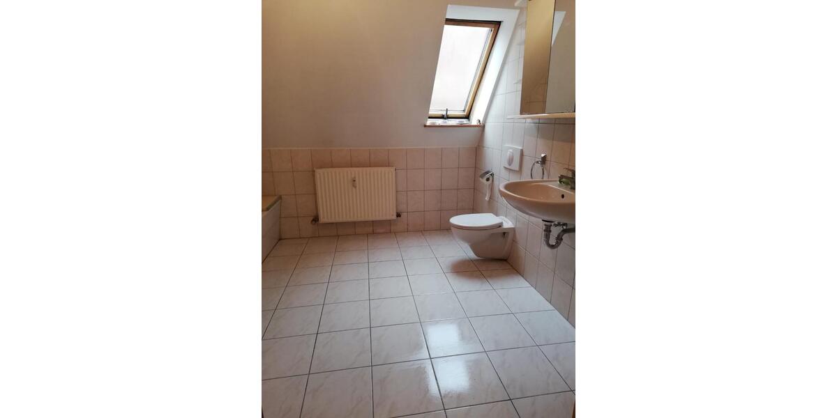Etagenwohnung Bad Staffelstein - 3 Zimmer, 90 m&sup2;, 890&euro; | Angebot:26489911