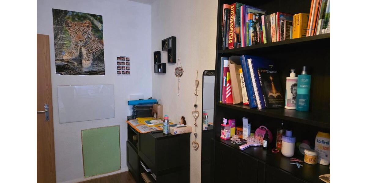 Etagenwohnung Querfurt - 3 Zimmer, 60 m&sup2;, 300&euro; | Angebot:26560365