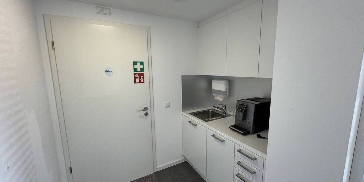 Gewerbeobjekt Ulm Böfingen - 1.450&euro; | Angebot:23985876