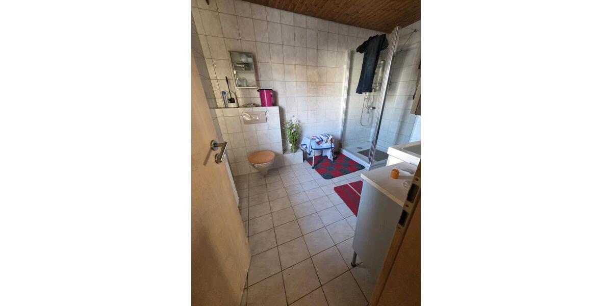Maisonettenwohnung Stadtlauringen - 4.5 Zimmer, 130 m&sup2;, 1.000&euro; | Angebot:26037147