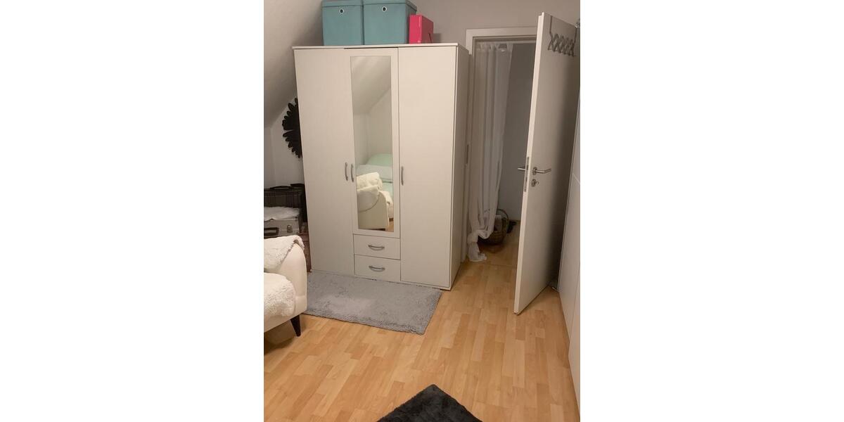 Dachgeschoßwohnung Mannheim Sandhofen - 2 Zimmer, 70 m&sup2;, 700&euro; | Angebot:26276898