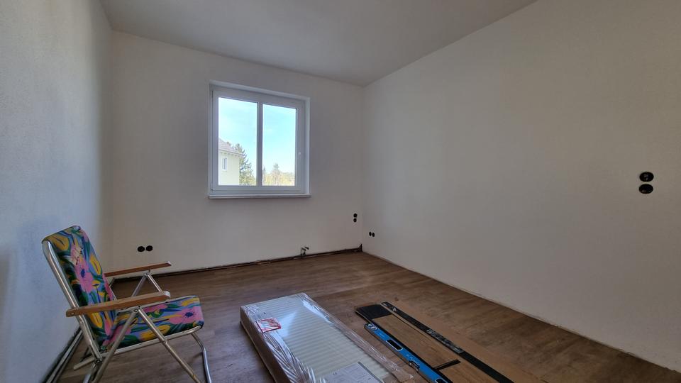 Etagenwohnung Schleiz - 2 Zimmer, 40 m&sup2;, 300&euro; | Angebot:25971342