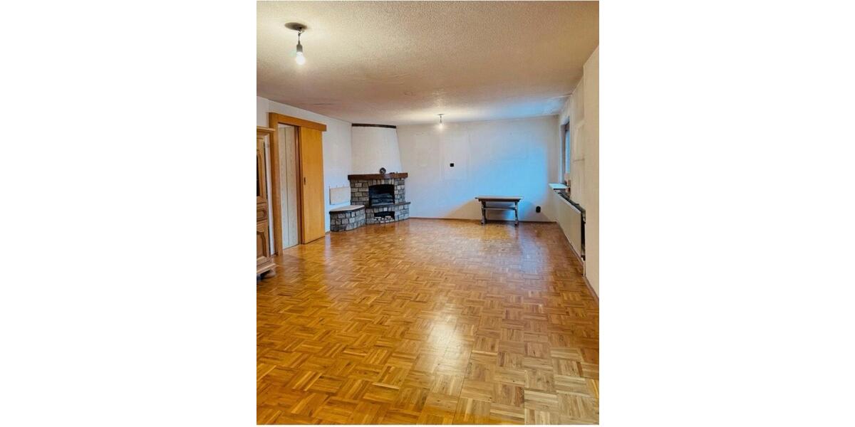 Wohnen auf Zeit Köln Ehrenfeld - 6 Zimmer, 140 m&sup2;, 600&euro; | Angebot:24856951