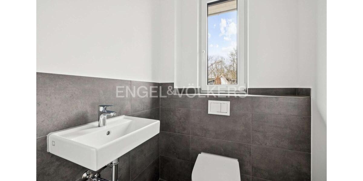 Dachgeschoßwohnung Ahrensburg - 3 Zimmer, 120 m&sup2;, 2.200&euro; | Angebot:26348767