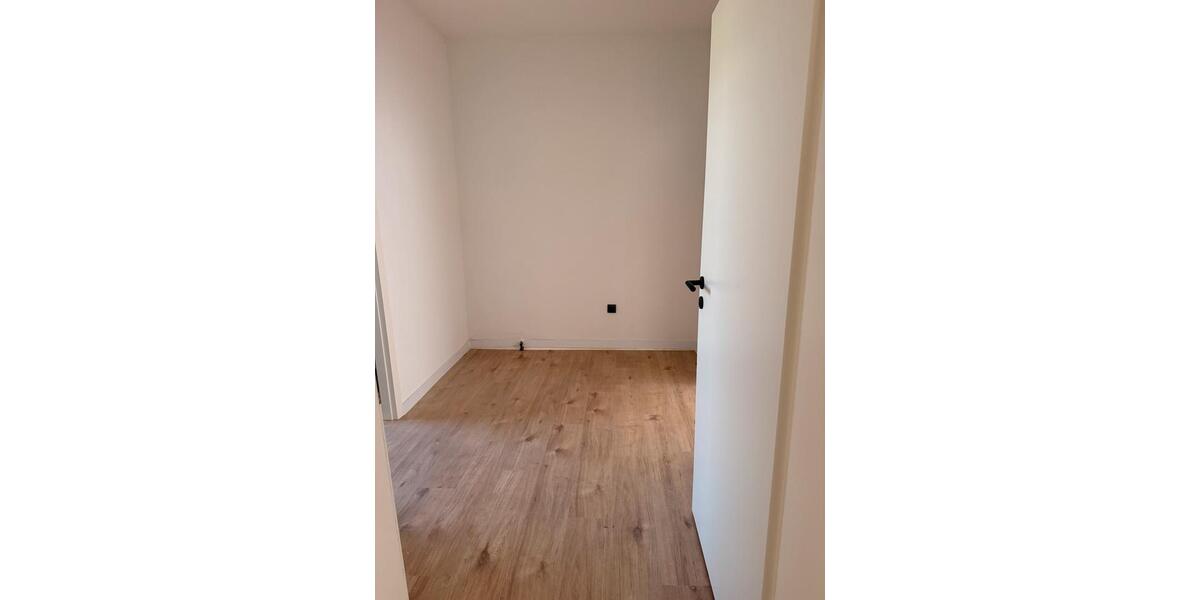 Etagenwohnung Selb - 3 Zimmer, 71 m&sup2;, 585&euro; | Angebot:25933615