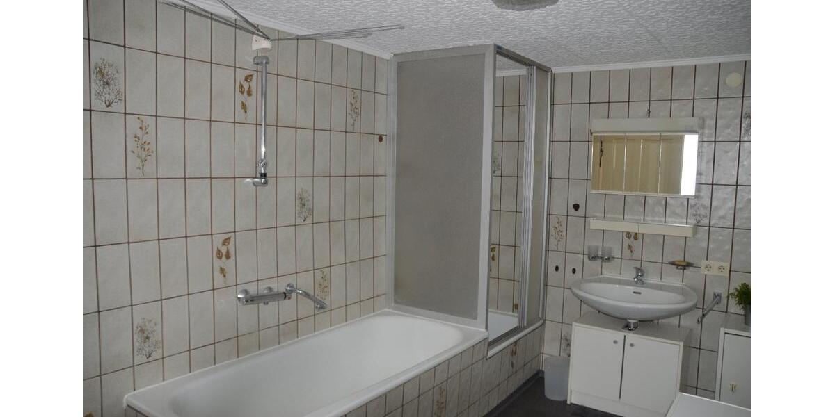 Wohnen auf Zeit Erkheim - 1 Zimmer, 14 m&sup2;, 200&euro; | Angebot:26618082