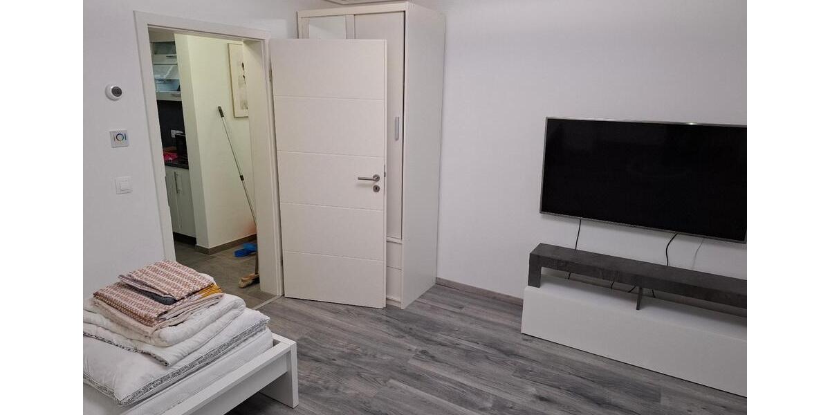 Dachgeschoßwohnung Saarbrücken Neue Bremm - 4 Zimmer, 84 m&sup2;, 840&euro; | Angebot:25331927