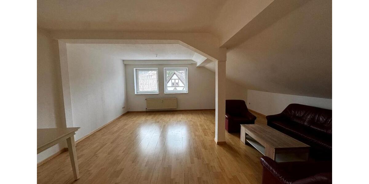 Dachgeschoßwohnung Erbach - 2 Zimmer, 53 m&sup2;, 700&euro; | Angebot:25306054