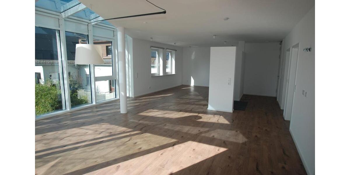 Etagenwohnung Mainz Laubenheim - 4 Zimmer, 136 m&sup2;, 2.100&euro; | Angebot:25993423