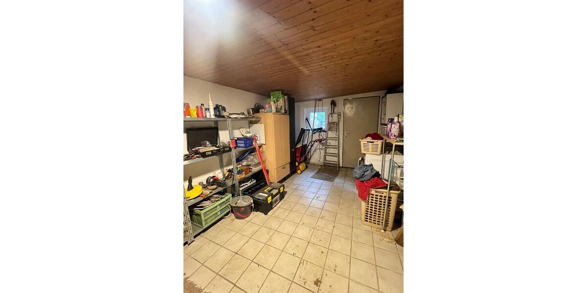 Erdgeschoßwohnung Rendsburg - 5 Zimmer, 140 m&sup2;, 1.370&euro; | Angebot:25749932