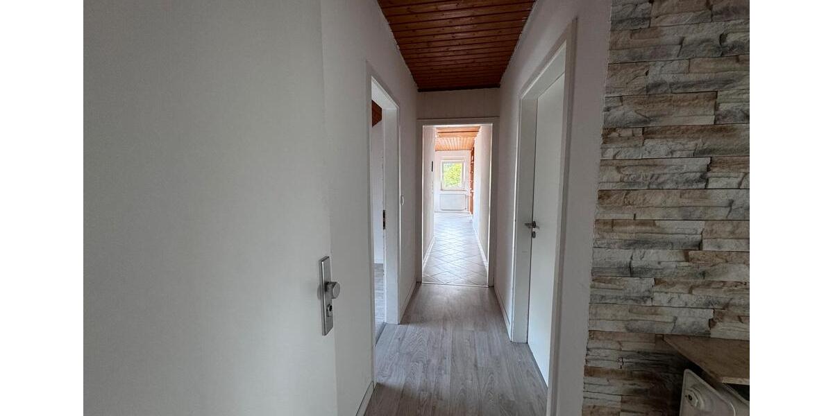 Dachgeschoßwohnung Miltenberg - 3.5 Zimmer, 78 m&sup2;, 730&euro; | Angebot:26578621
