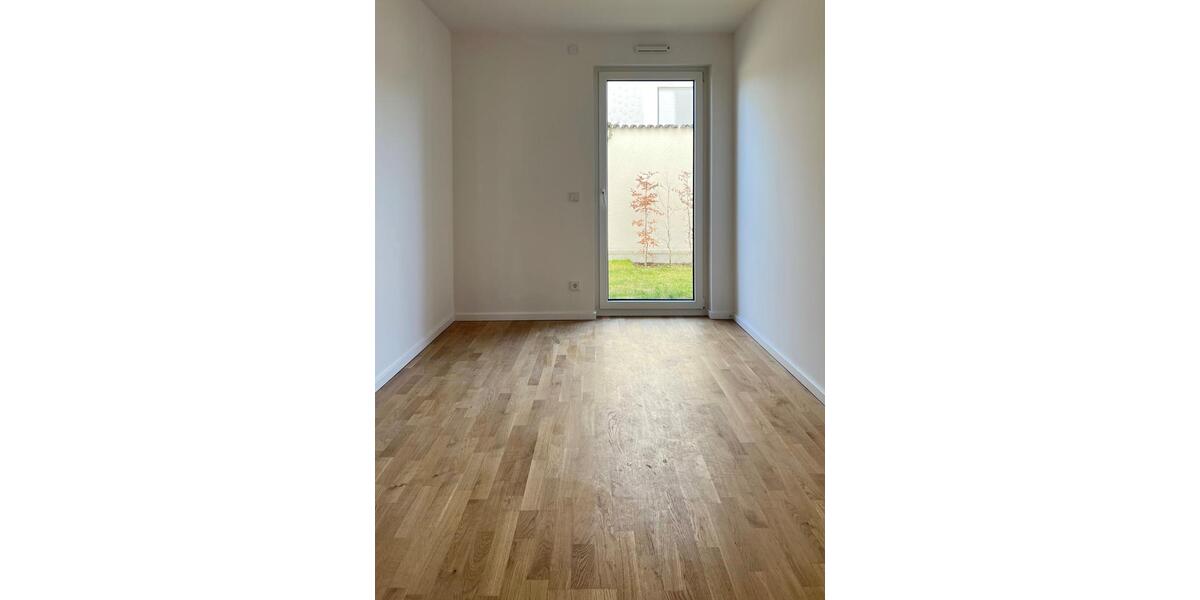 Erdgeschoßwohnung Mühlheim am Main - 4 Zimmer, 102 m&sup2;, 1.750&euro; | Angebot:24941273