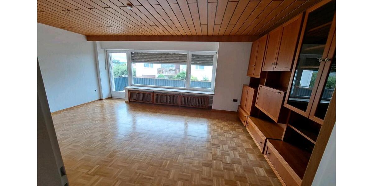 Erdgeschoßwohnung Bad Hersfeld - 4 Zimmer, 83 m&sup2;, 650&euro; | Angebot:25613815