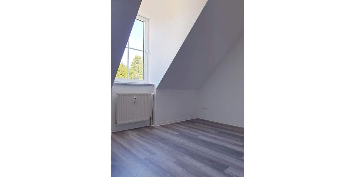 Etagenwohnung Muldenhammer Tannenbergsthal - 2 Zimmer, 64 m&sup2;, 350&euro; | Angebot:25799461