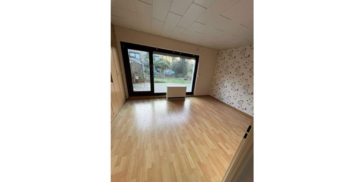 Reihenendhaus in ruhiger Lage mit Blick ins Grüne in Jüchen Hochneukirch 5 zimmer