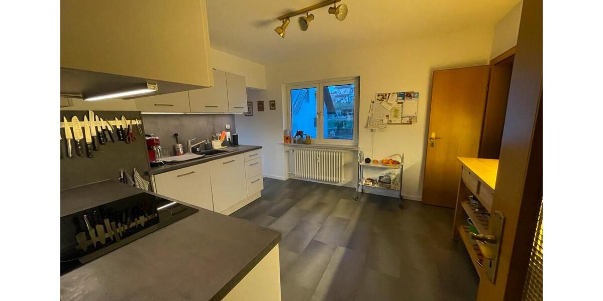 Wohnen auf Zeit Buseck - 4 Zimmer, 140 m&sup2;, 700&euro; | Angebot:24662692