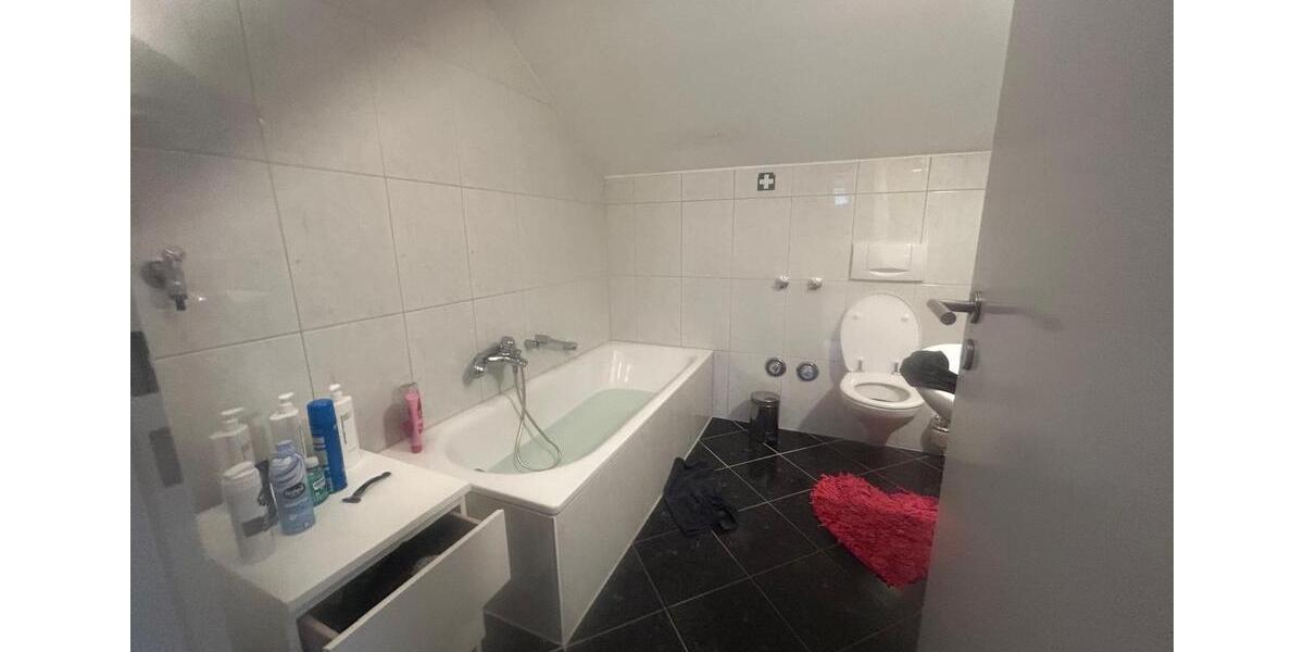 Etagenwohnung Hamburg Harburg - 5 Zimmer, 160 m&sup2;, 2.720&euro; | Angebot:26008754