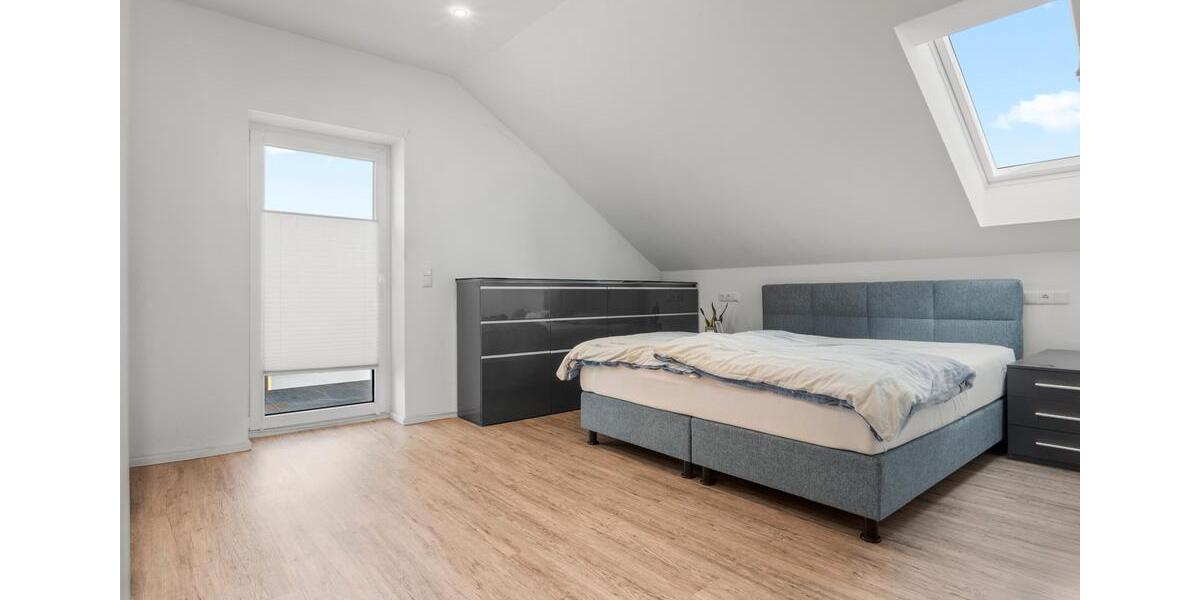 Dachgeschoßwohnung Schauenburg - 3 Zimmer, 132 m&sup2;, 1.320&euro; | Angebot:25963352