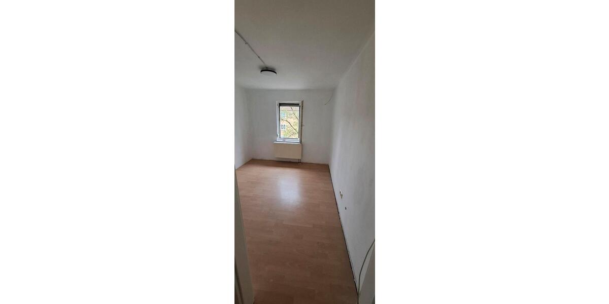 Wohnen auf Zeit Göppingen Bruckwasen - 1 Zimmer, 11 m&sup2;, 480&euro; | Angebot:26224696