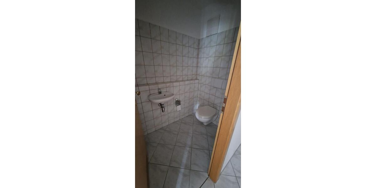 Maisonettenwohnung Hohenstein-Ernstthal Ernstthal - 1 Zimmer, 70 m&sup2;, 420&euro; | Angebot:26621397