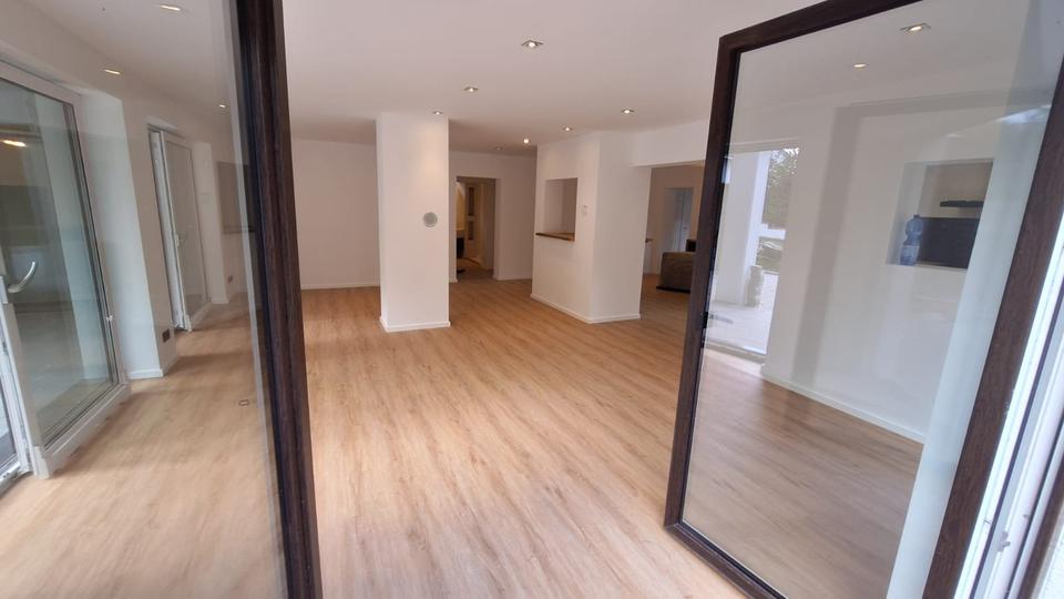 Erdgeschoßwohnung Greding - 3 Zimmer, 160 m&sup2;, 1.440&euro; | Angebot:24974926
