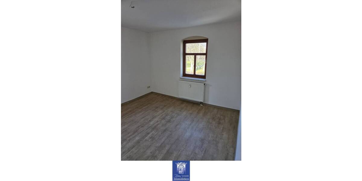 Etagenwohnung Freital - 2 Zimmer, 45 m&sup2;, 495&euro; | Angebot:26687644
